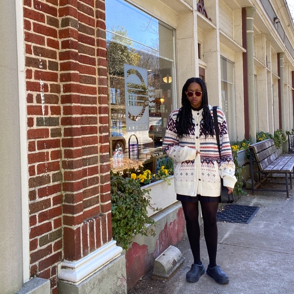 Nimay • 27 • ATL - Picture 3 of 7